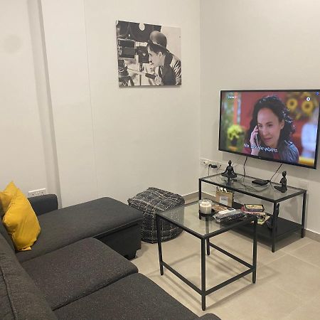Modern City Center Apartment Saripolou 2 Limassol Zewnętrze zdjęcie