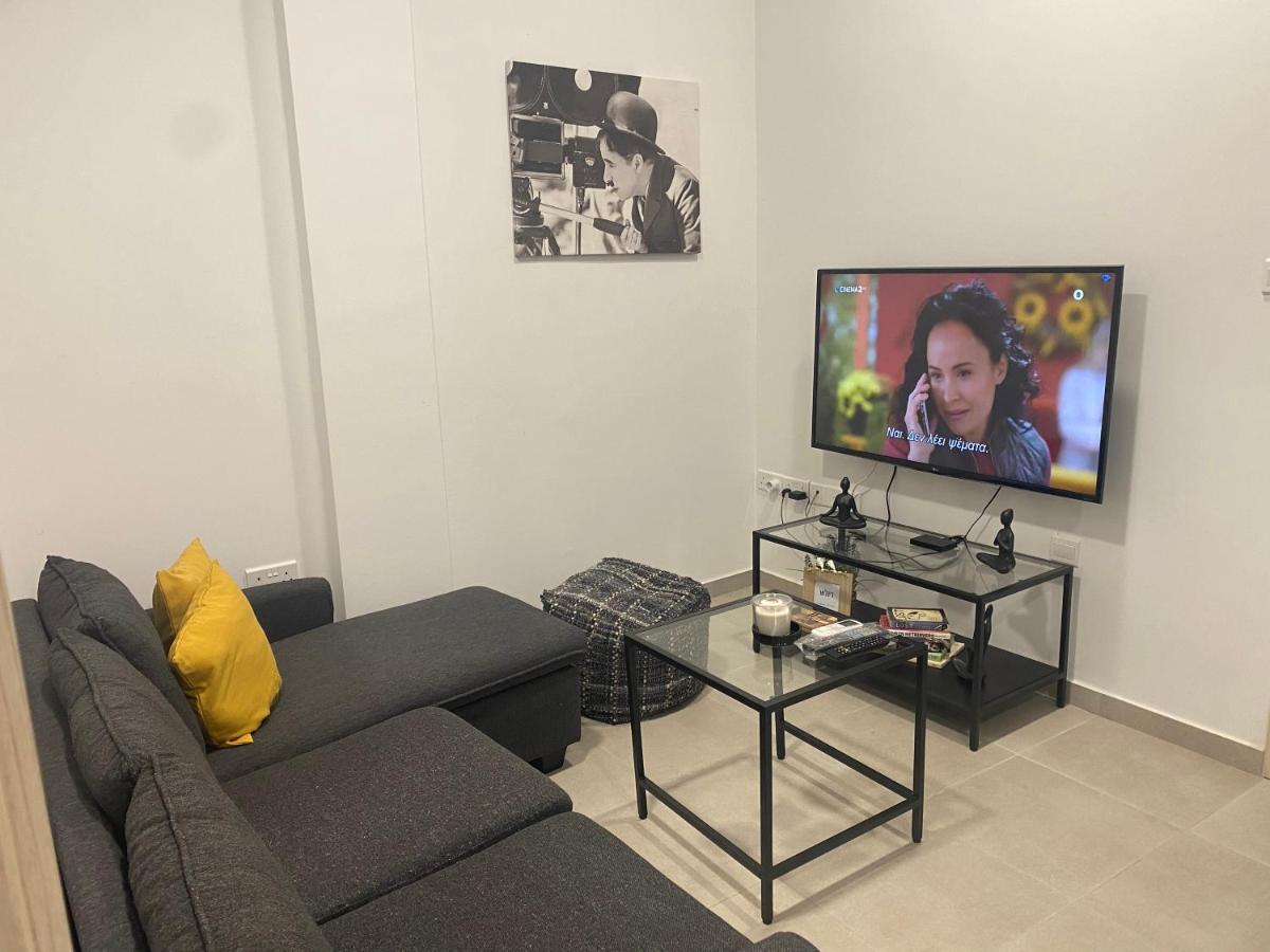 Modern City Center Apartment Saripolou 2 Limassol Zewnętrze zdjęcie