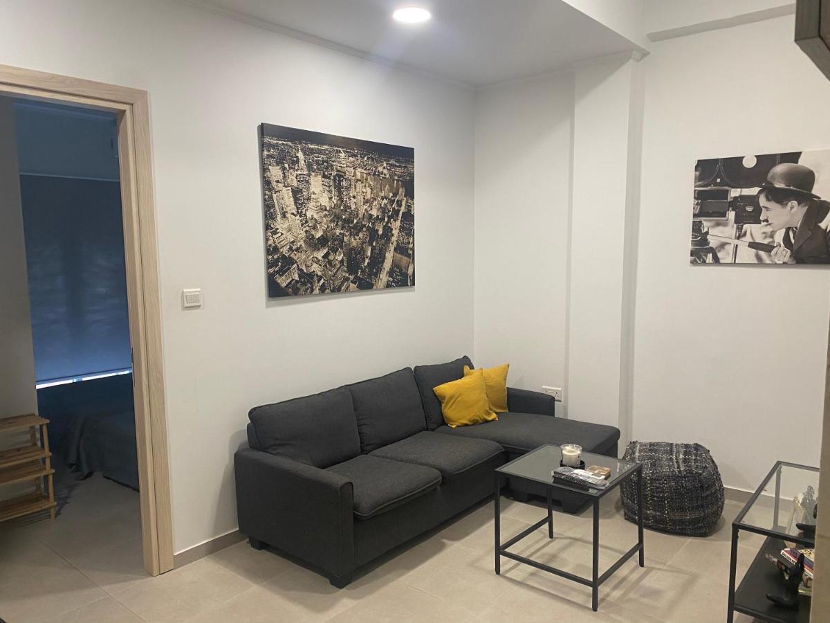 Modern City Center Apartment Saripolou 2 Limassol Zewnętrze zdjęcie