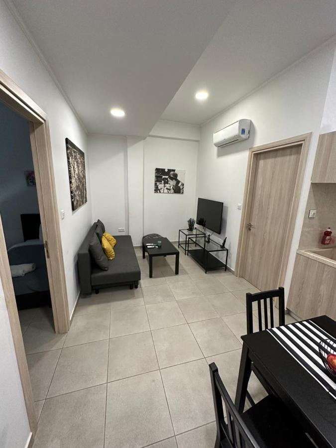 Modern City Center Apartment Saripolou 2 Limassol Zewnętrze zdjęcie